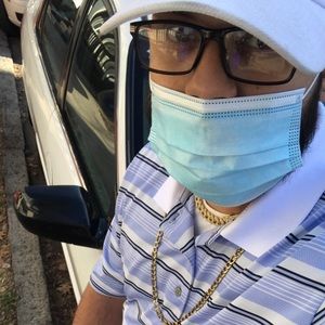 Meet your Posher, Omar